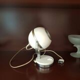 White Eyeball table lamp by Veneta Lumi