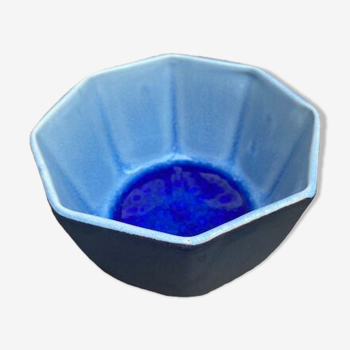 Blue enamelled interior cup