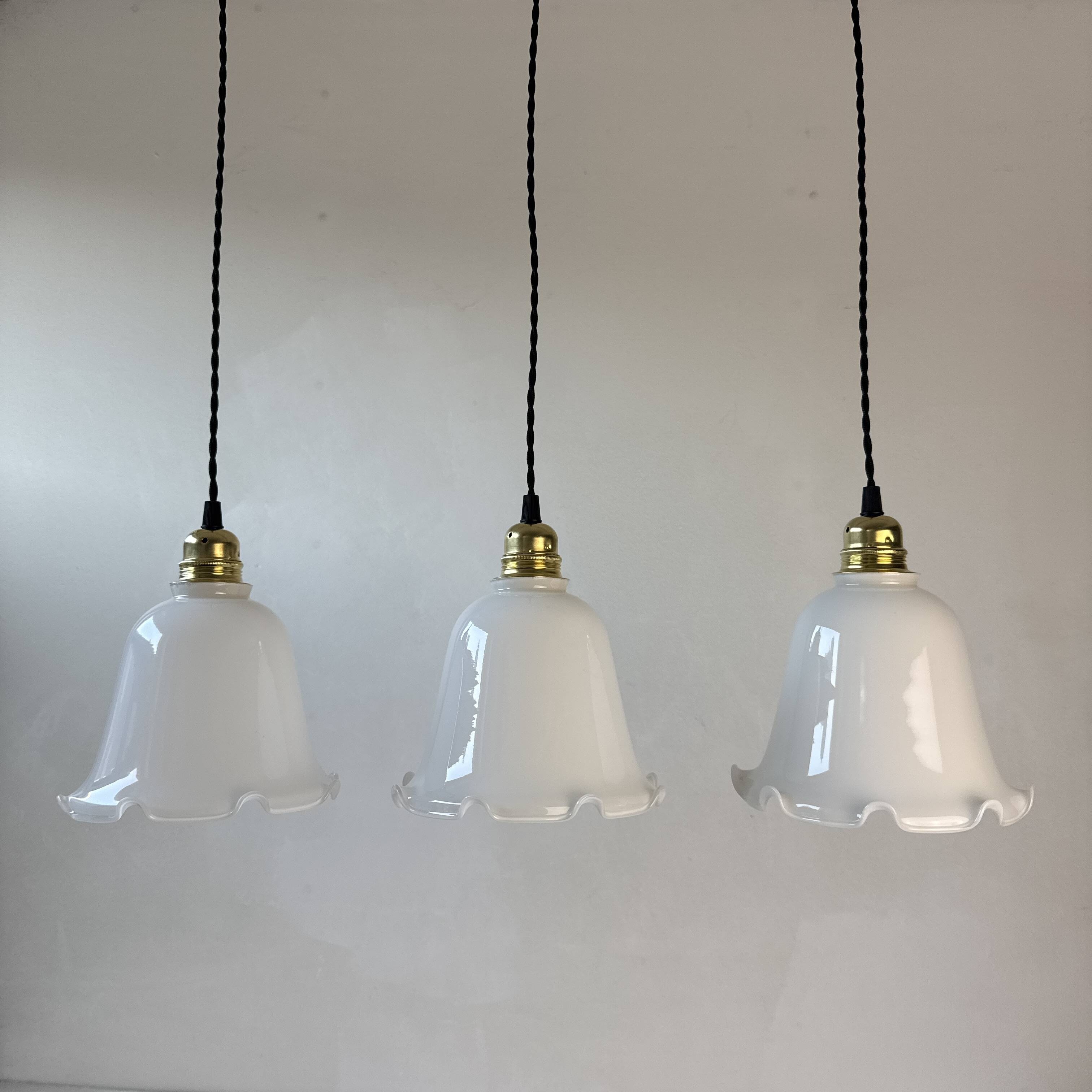 Lot 3 anciennes suspensions en opaline vintage