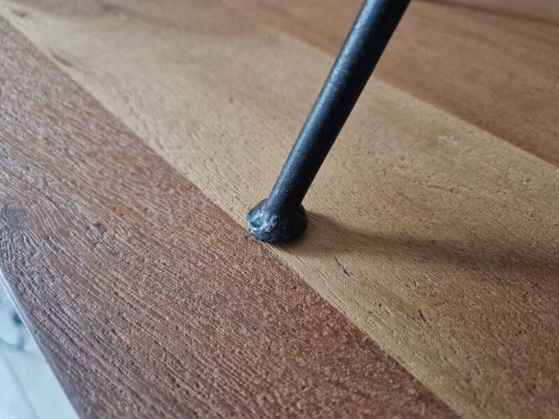 Jacques Adnet (1900-1984) - Black lacquered metal and brass magazine rack