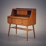 Scandinavian writing desk