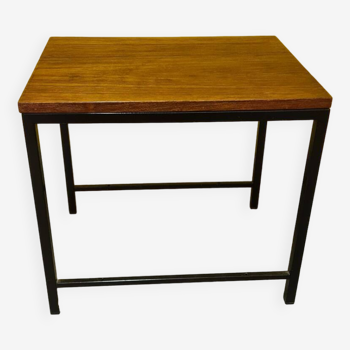 Table d'appoint avec plateau plaqué teck des années 1960