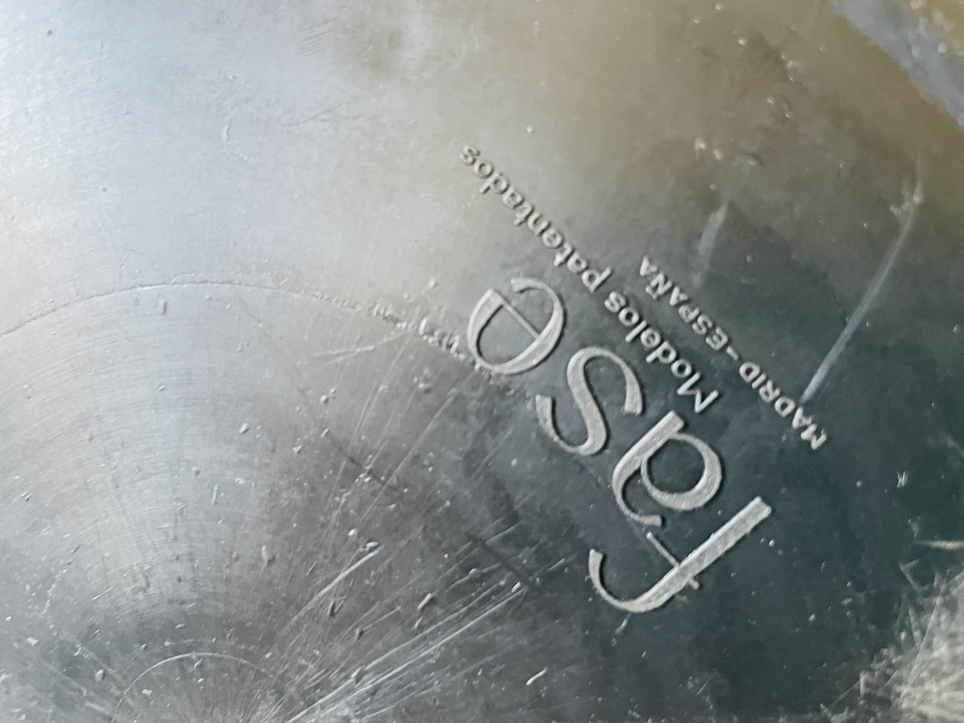 Red desk lamp Boomerang 2000 by Fase