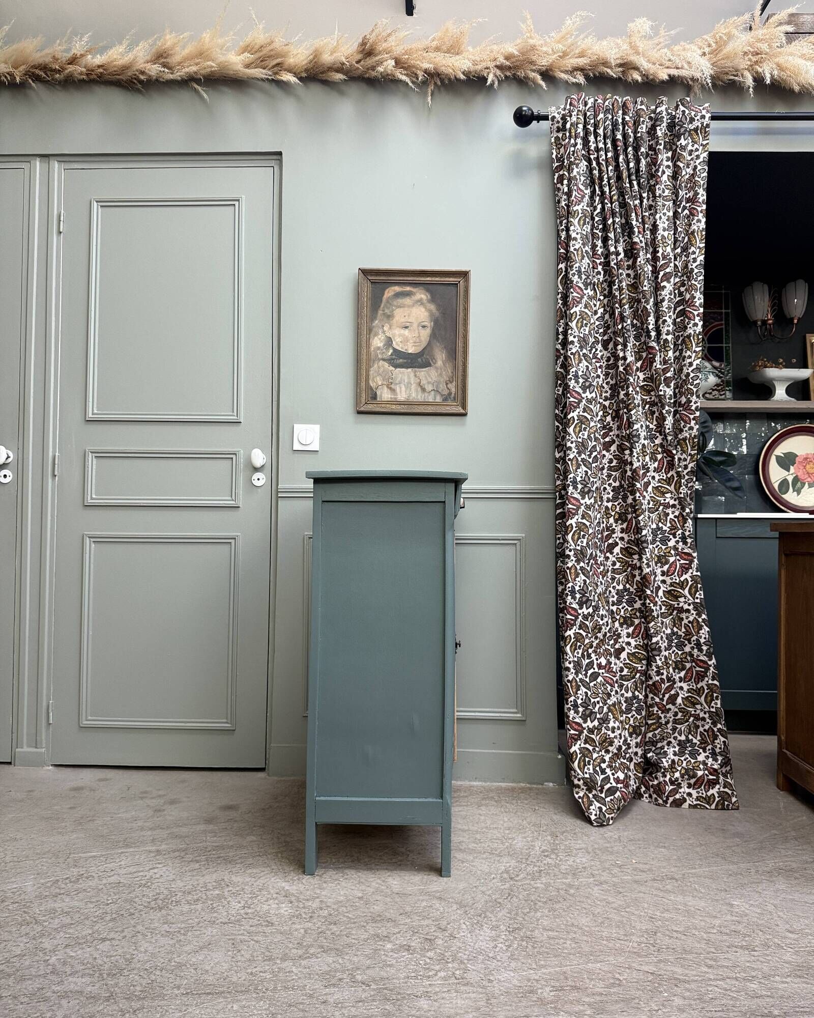 Small Parisian painted buffet (renovated)