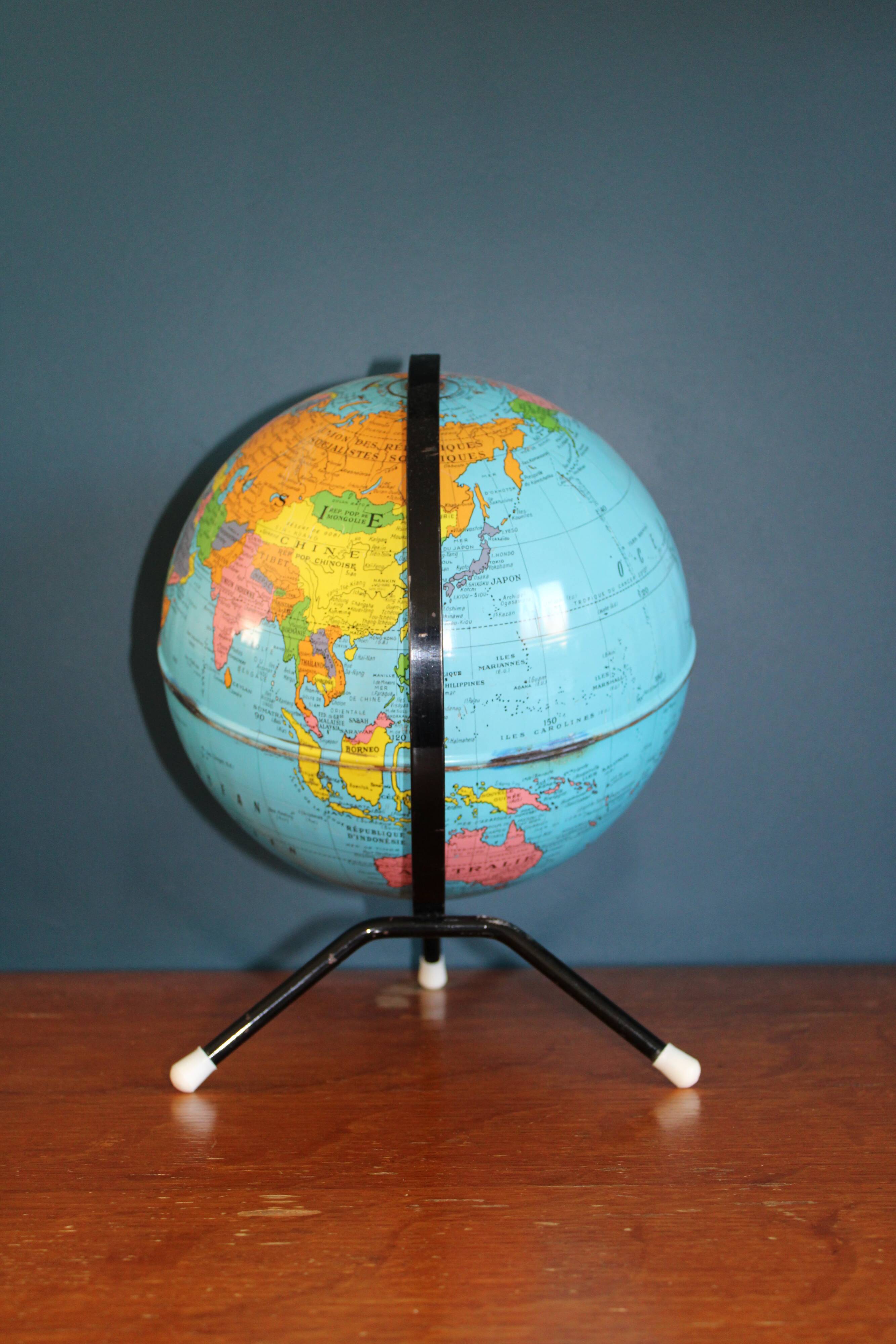 Tripod Earth Globe
