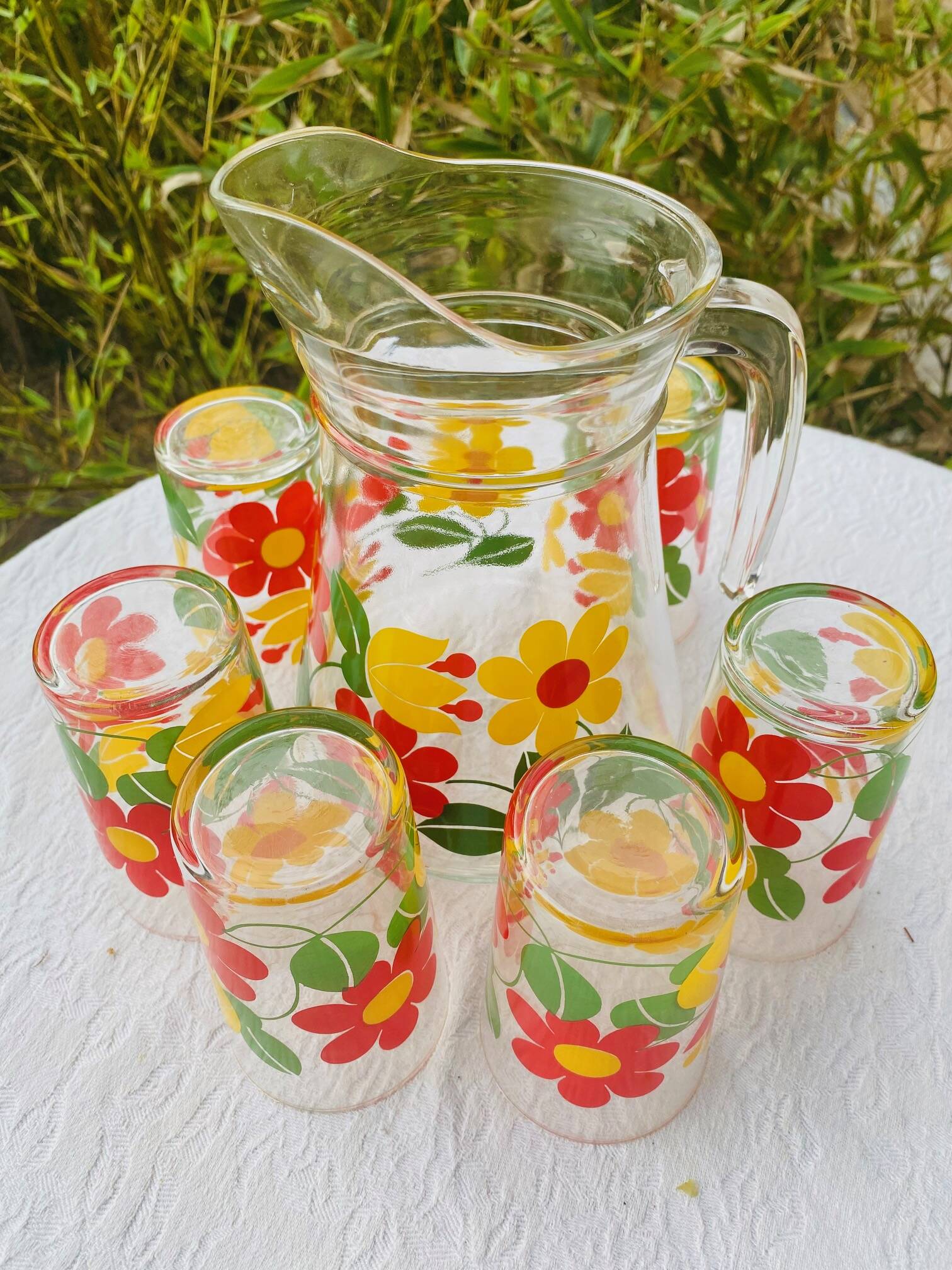 Vintage flower orangeade service
