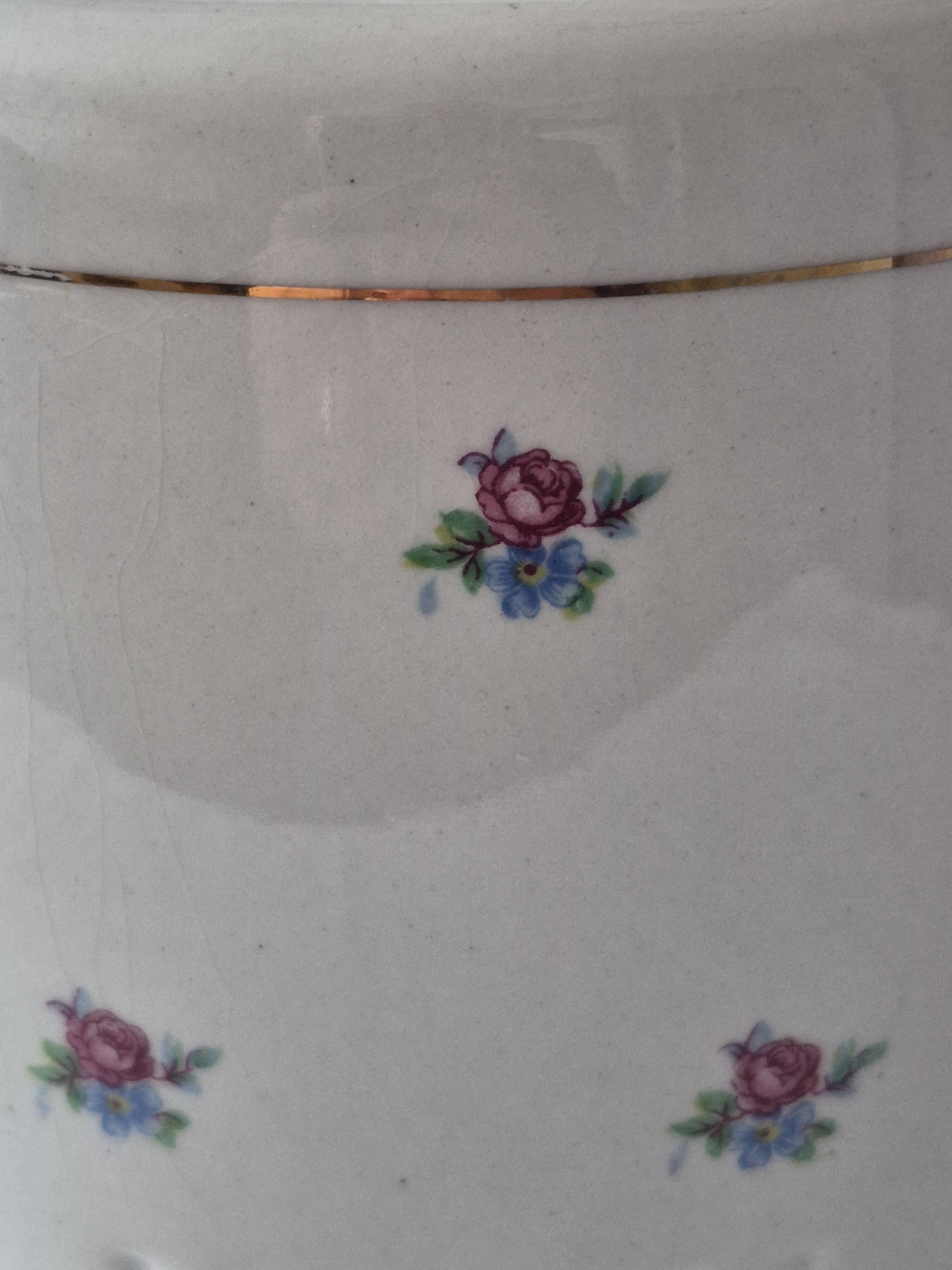 Coffee pot half-porcelain Lunéville Keller and Guerin A585