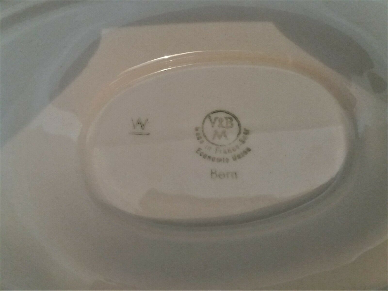 Saucière en faïence Villeroy et Boch modèle Bern années 60