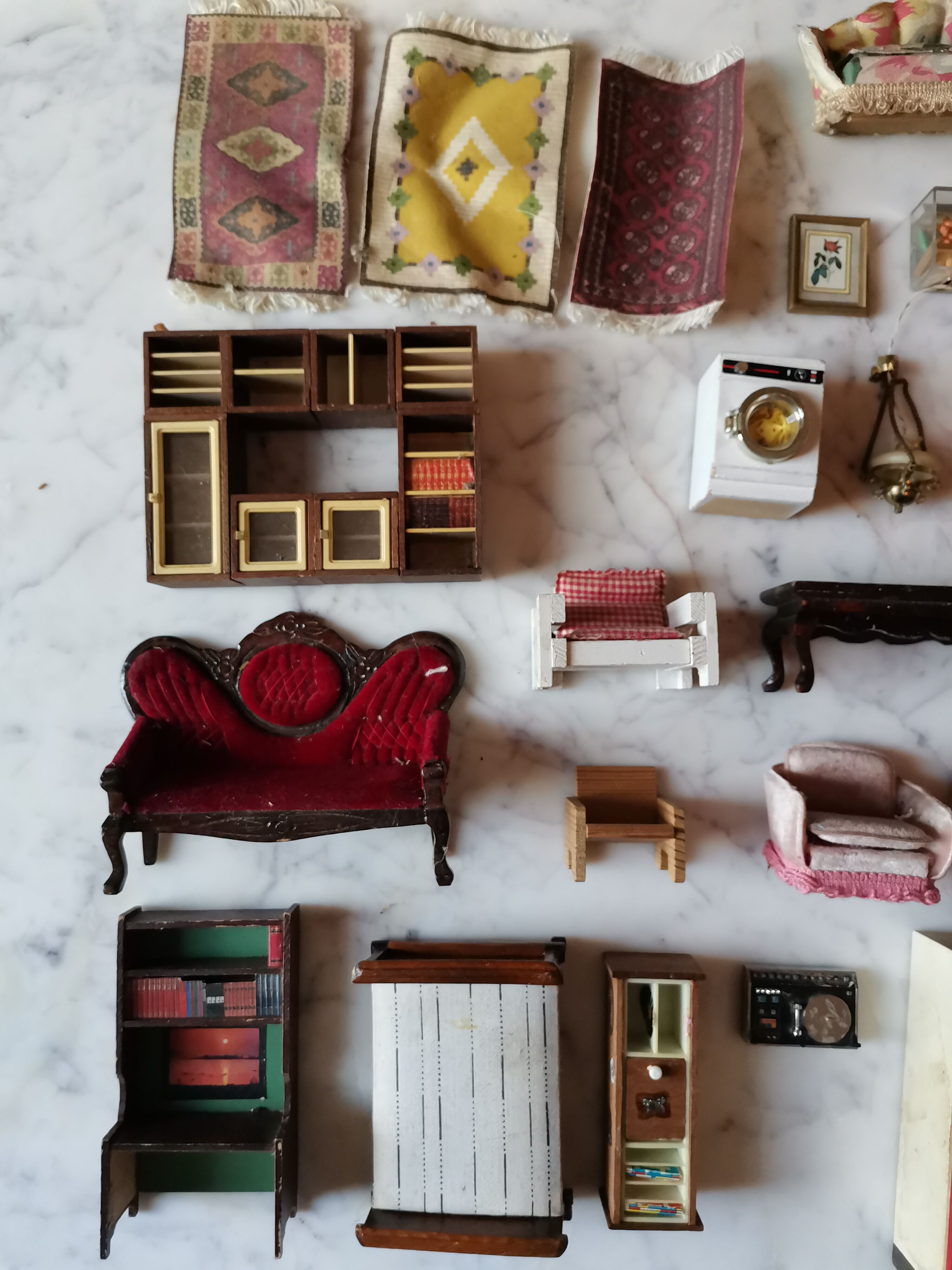 Interior doll's house 70s