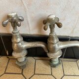 Pair of faucets