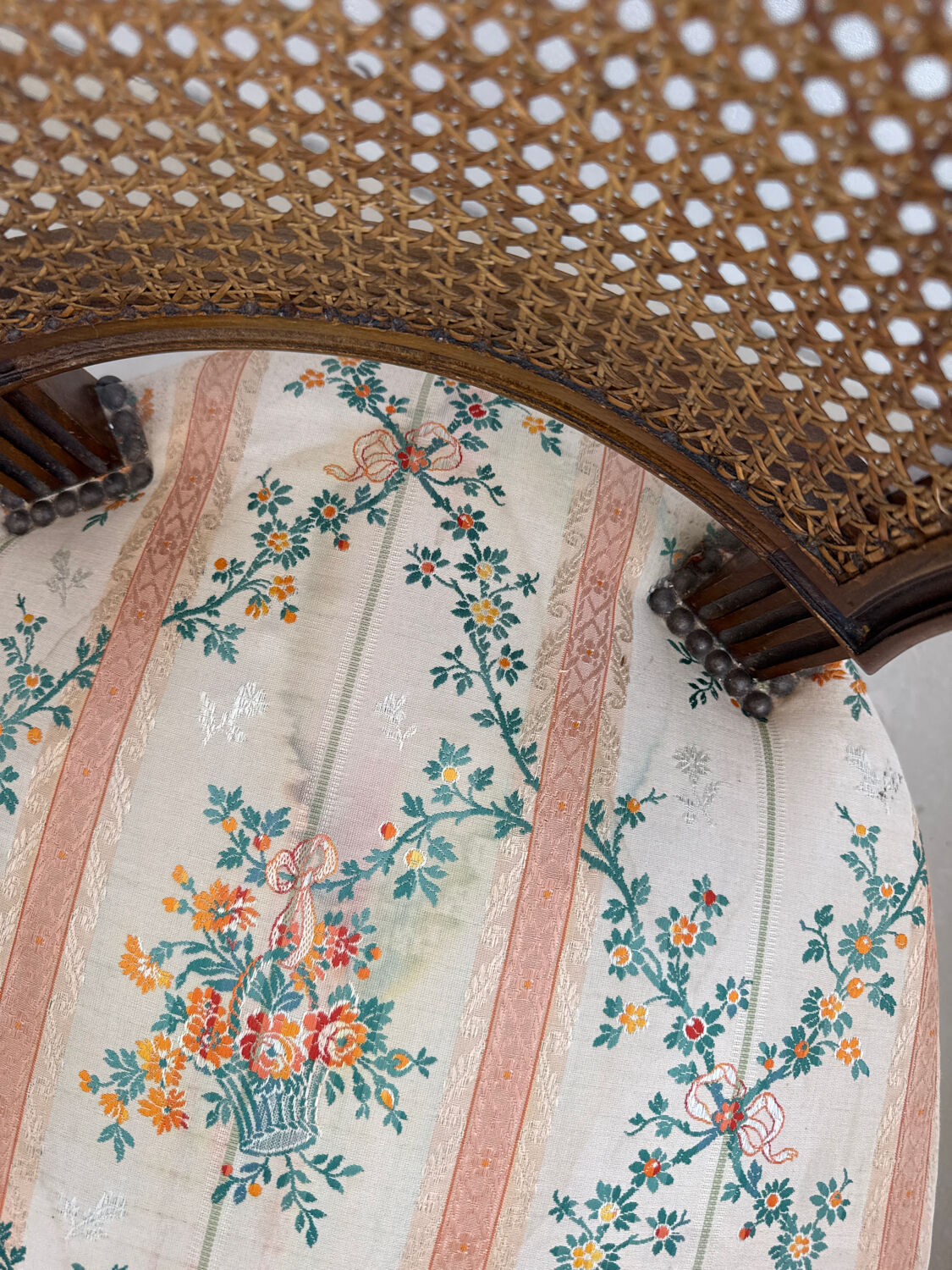 Lot of 4 Louis XVI chairs