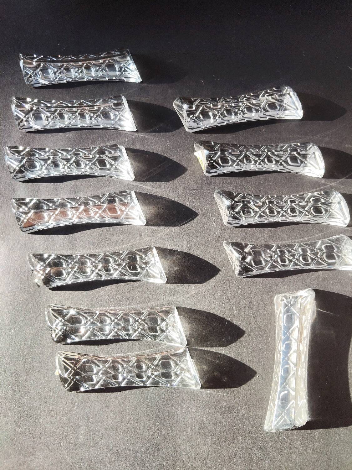 Set of 12 lead crystal knife rests