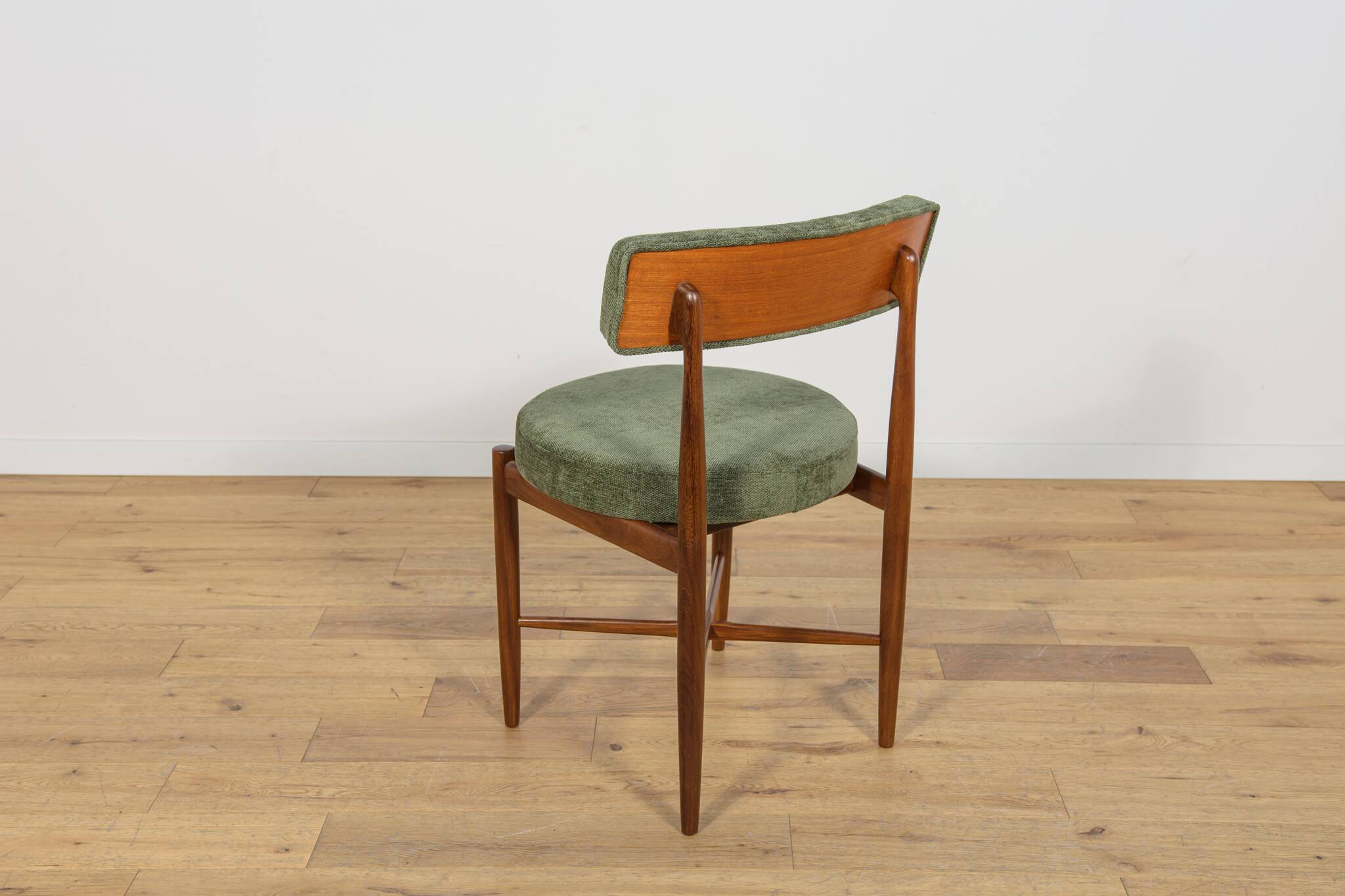 Mid-Century Teak Dining Chairs by Ib Kofod Larsen for G-Plan, 1960s.