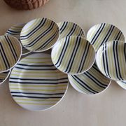 Set de 10 assiettes creuses et 1 plat rayés moulins des loups