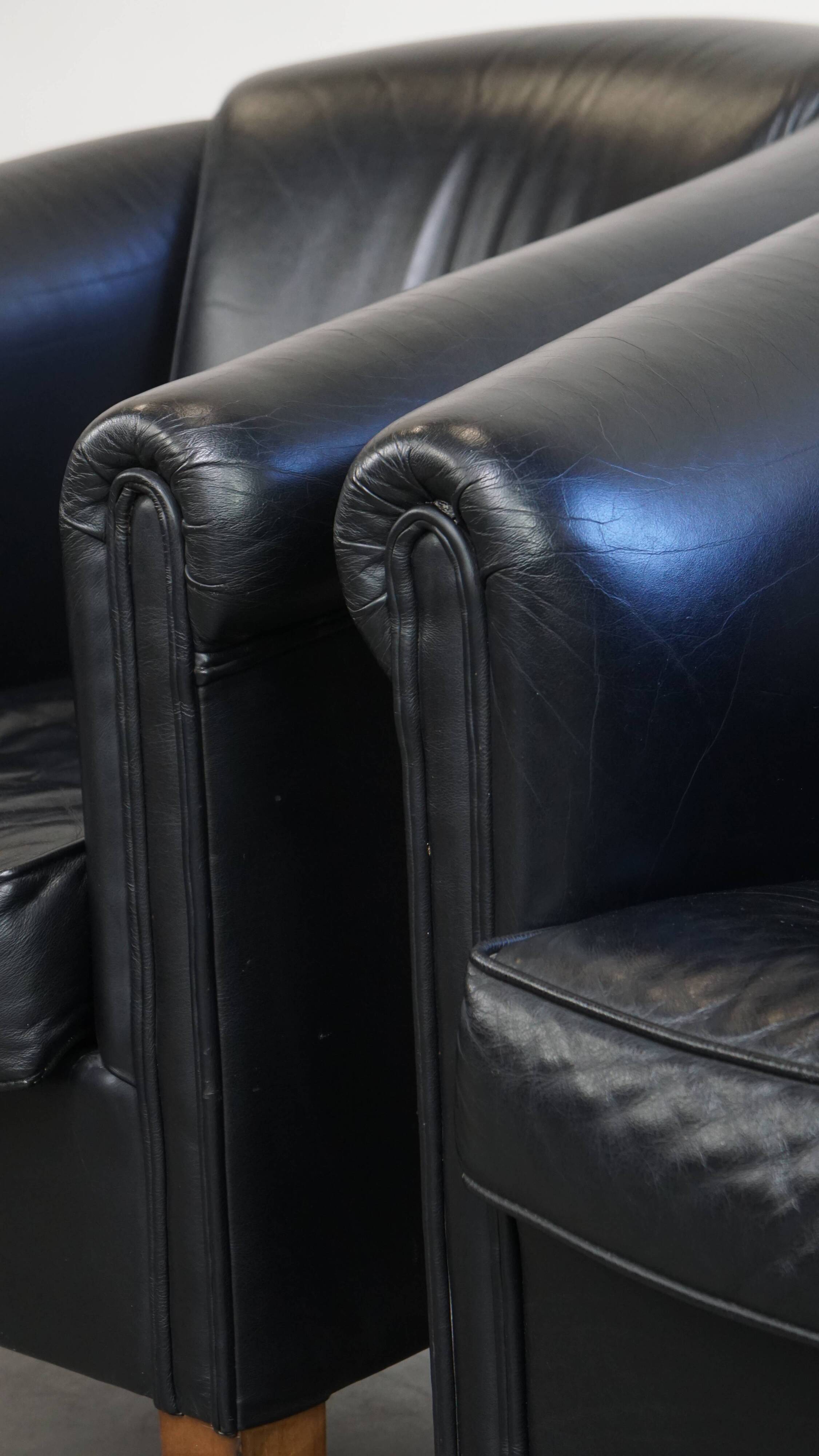 Set of 2 Black Cowhide Leather Club Chairs in English Style