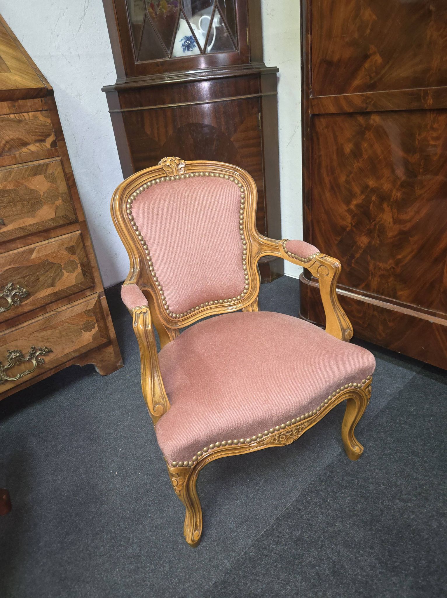Child's armchair in Louis-Philippe style in walnut, second half of the 20th century.