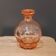 Petite carafe en verre rose