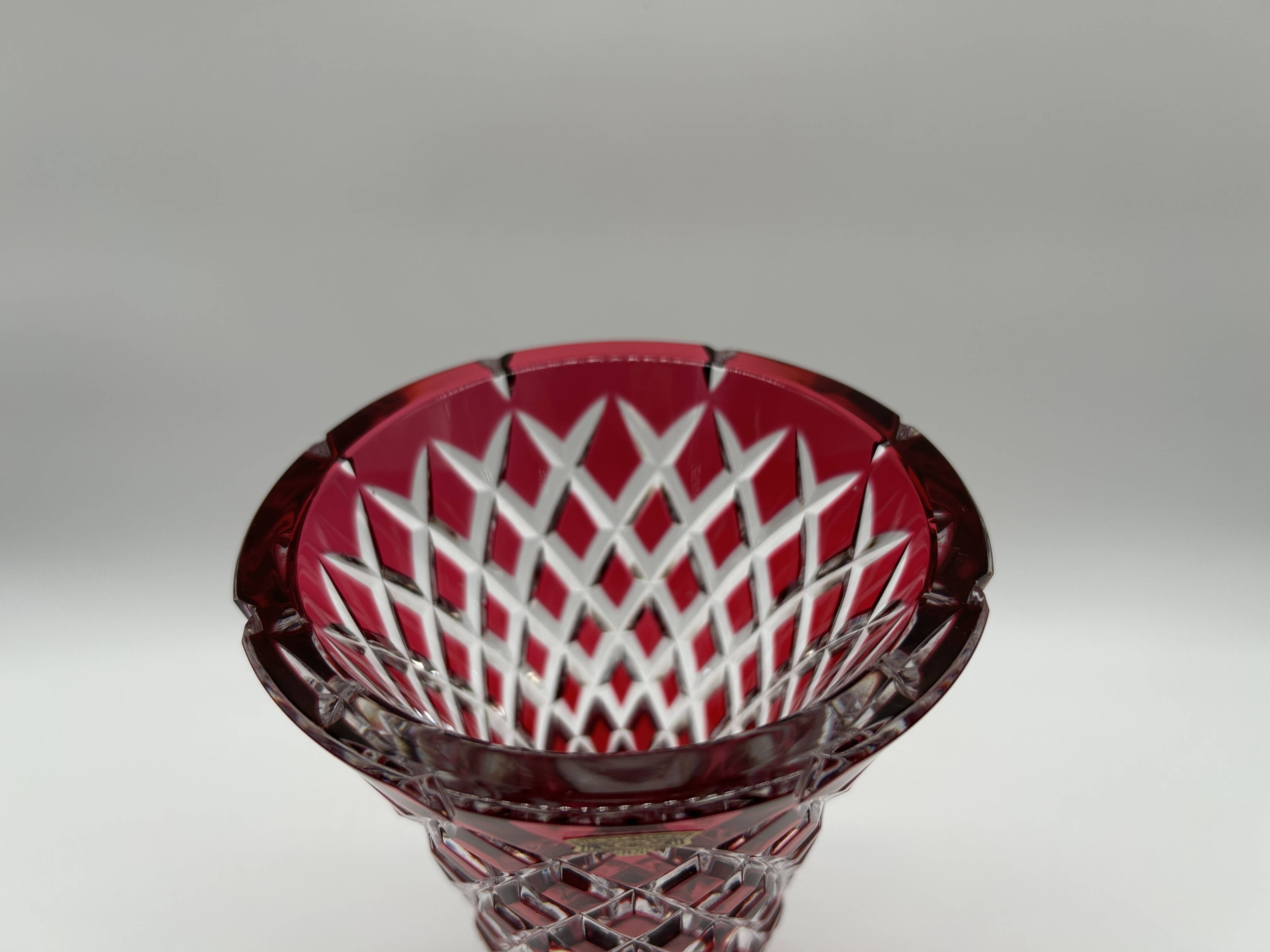 Val Saint-Lambert cut and red-lined crystal vase