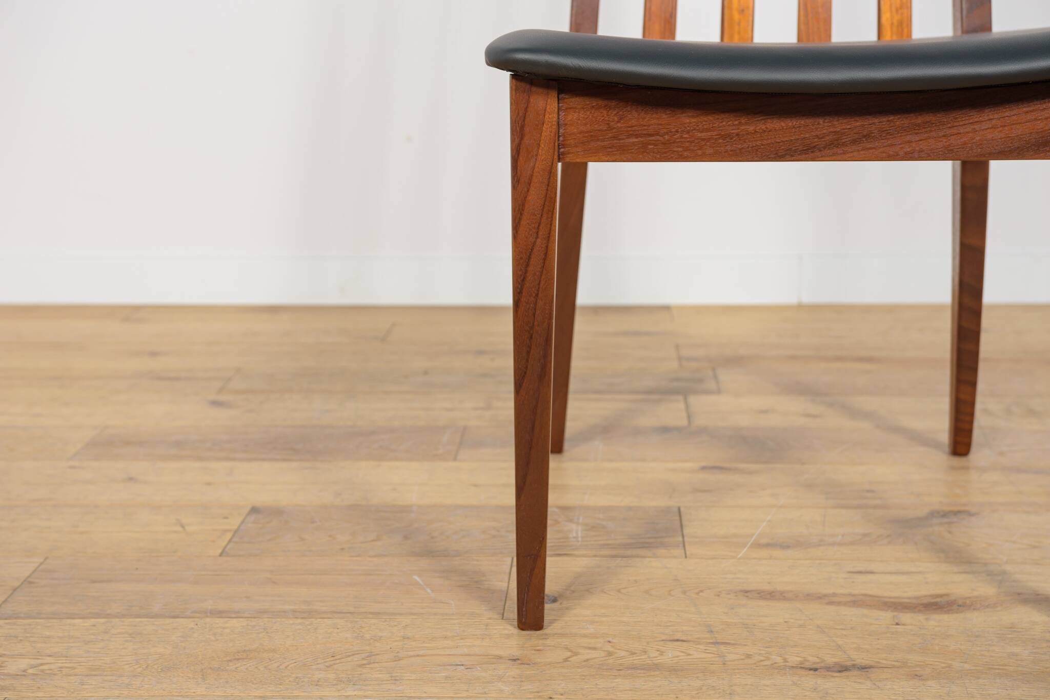 Mid-Century Teak and Leather Dining Chairs by Leslie Dandy for G-Plan, 1960