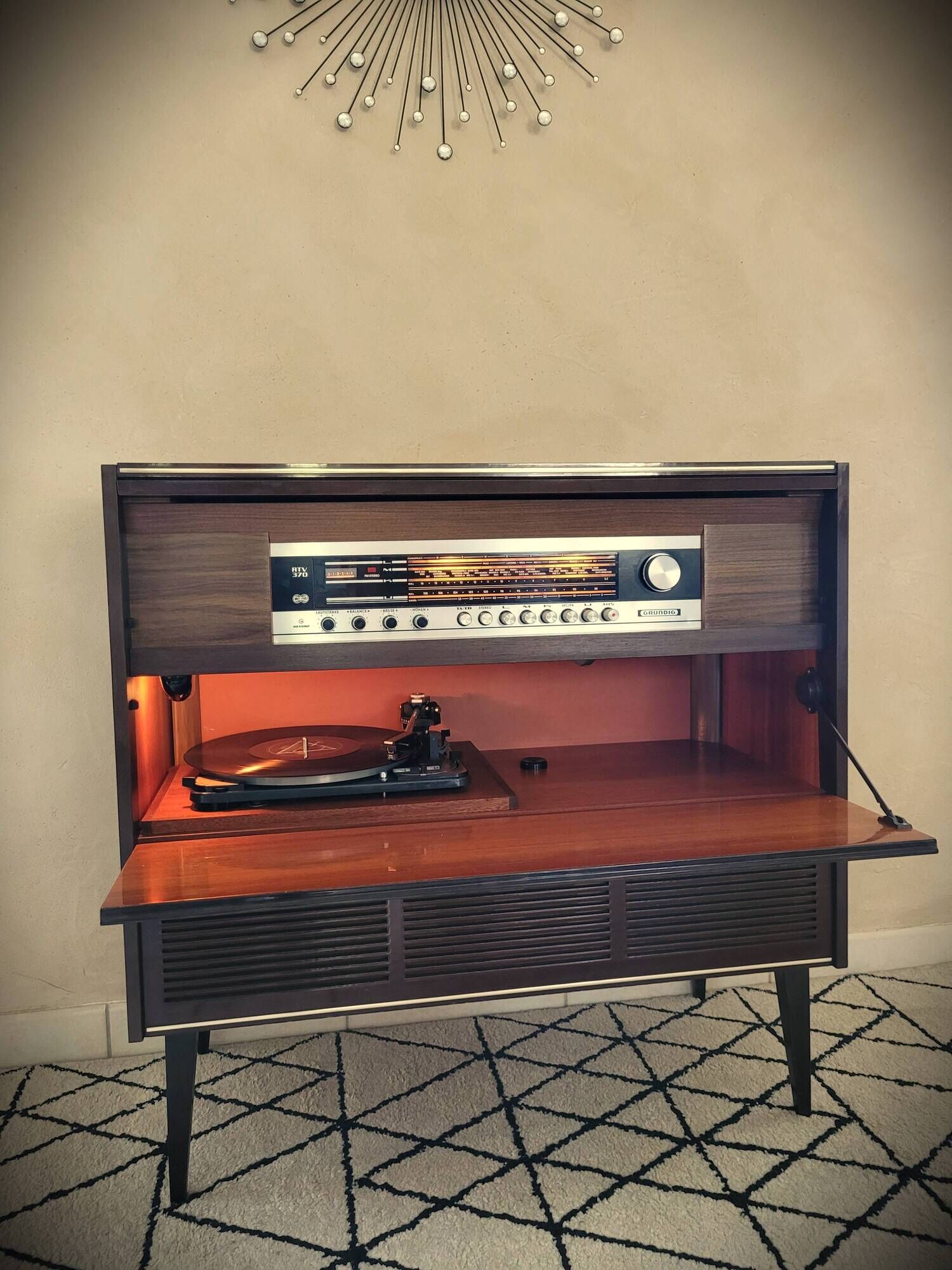 Vintage Grundig Hifi Radio Cabinet from the late 60s