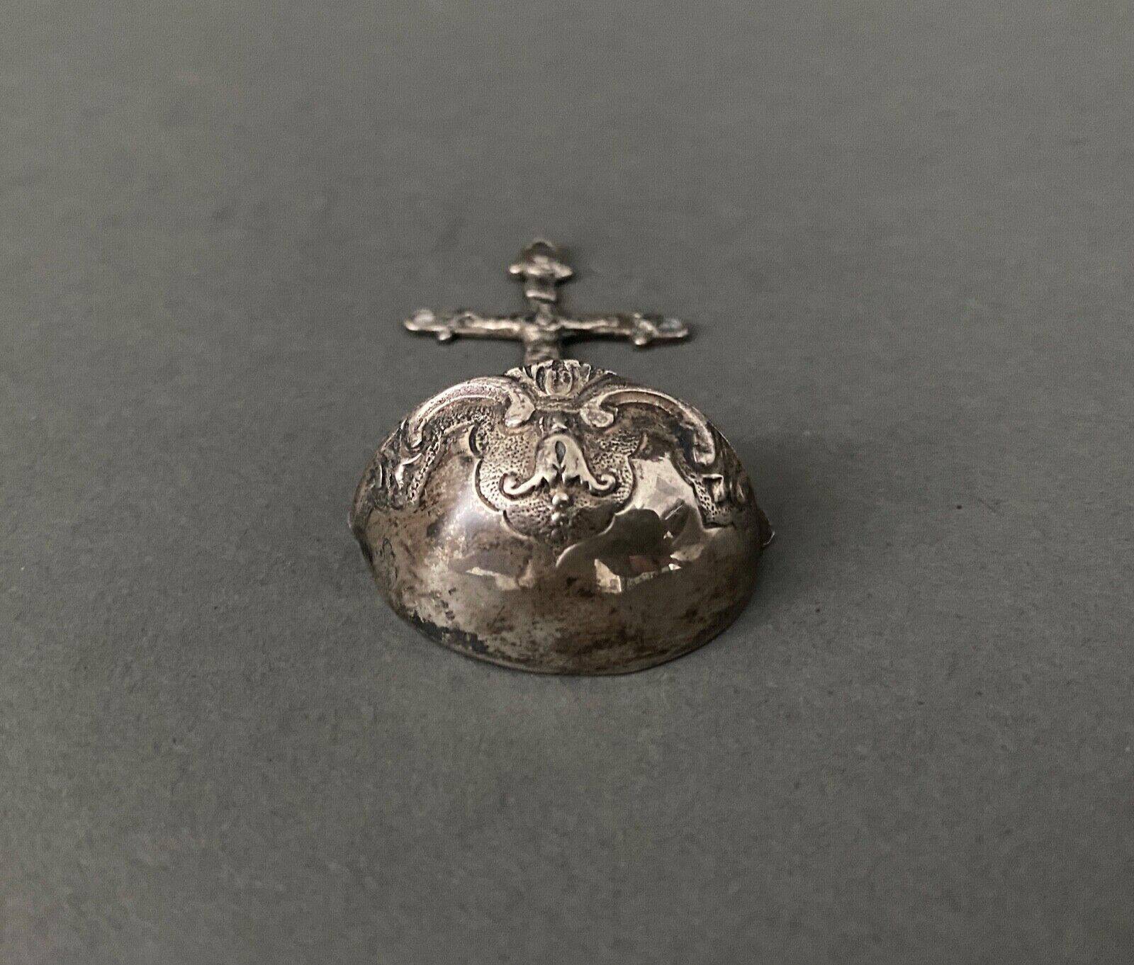 Silver stoup with 18th century Calvary decoration