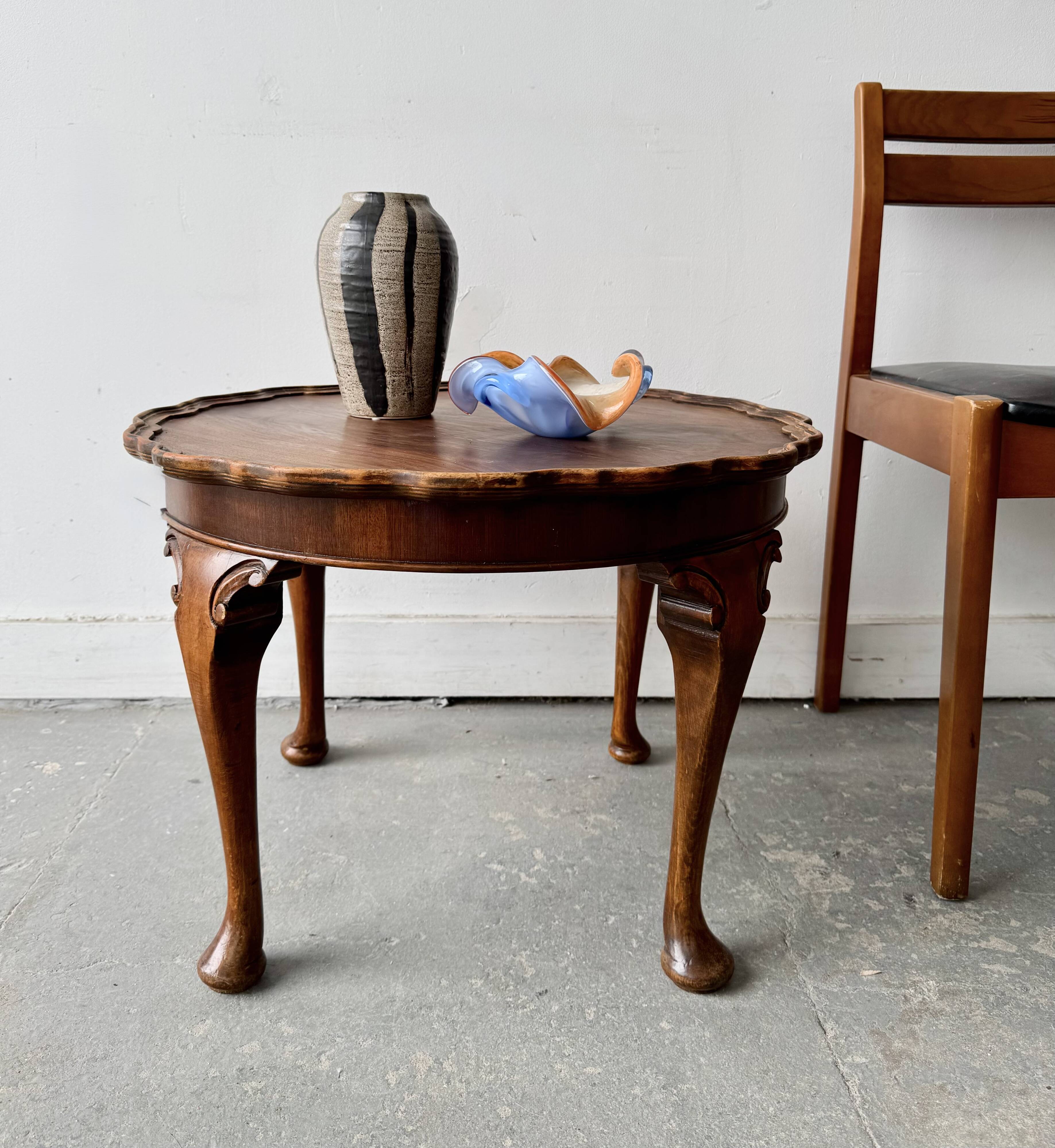 Vintage Round Pie Crust Coffee Table