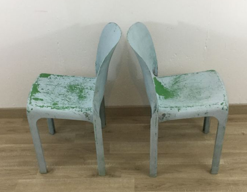 Pair of chairs Artemide "Selene" Vico Magistretti, 1960