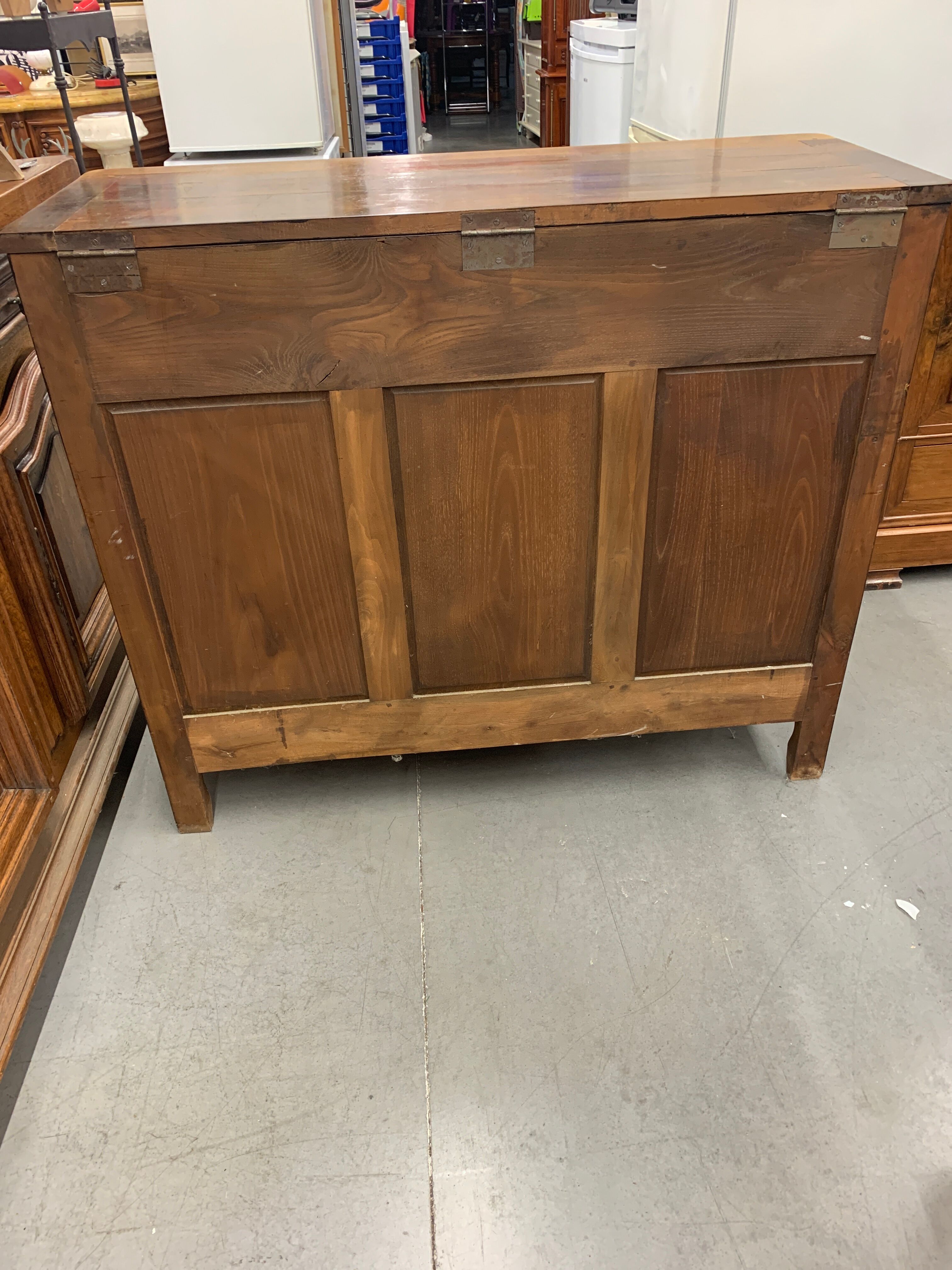 Walnut buffet 2 doors 19th