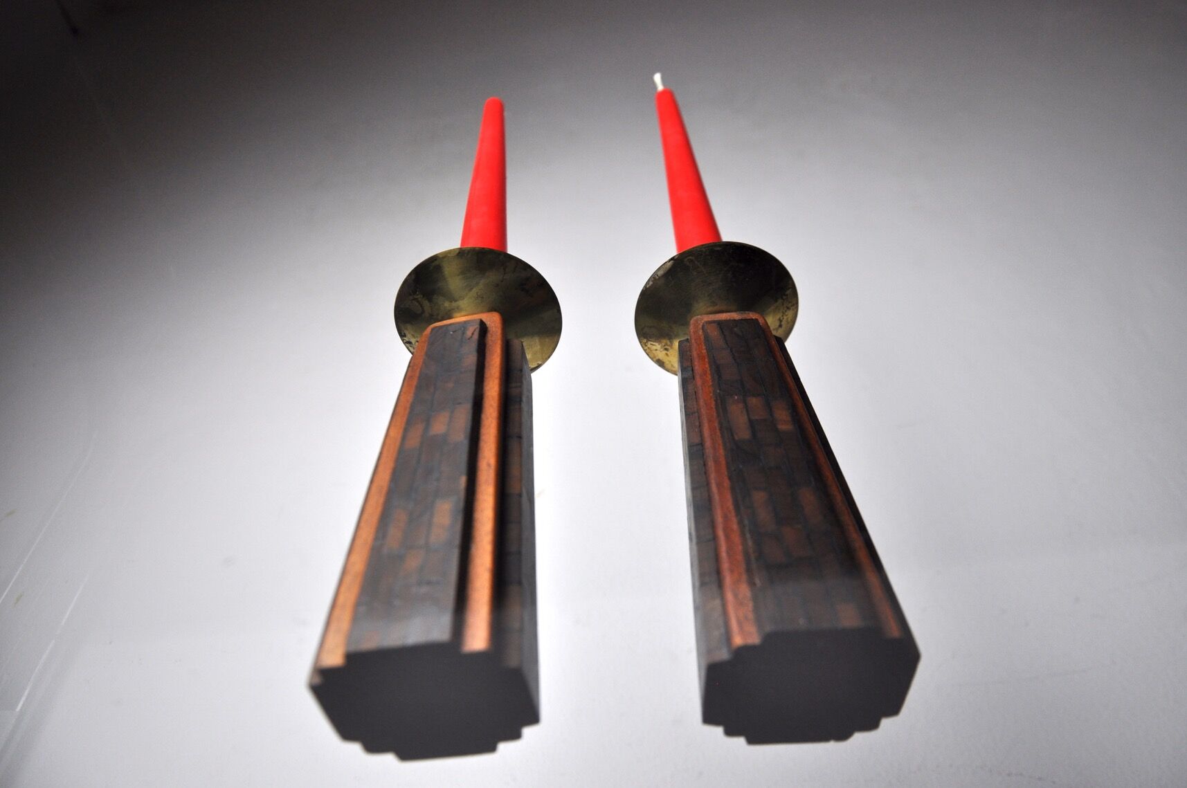 Pair of "David" candlesticks in olive wood, Handcrafted in Israel, 1960