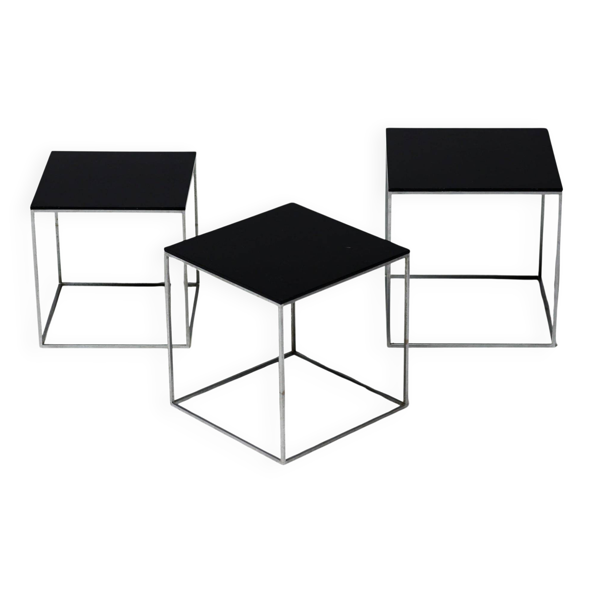 Ensemble rare de tables gigognes PK71 par Poul Kjærholm pour E. Kold Christensen, début des années 1960.
