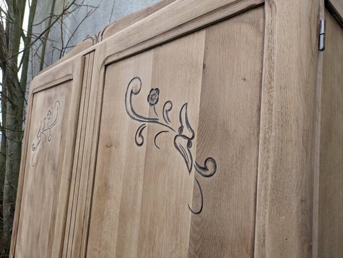 Wardrobe, removable wardrobe
