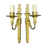 Pair of wall lamps with Louis XVI style flowers