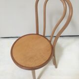 Lot of 6 curved wooden chairs type bistro