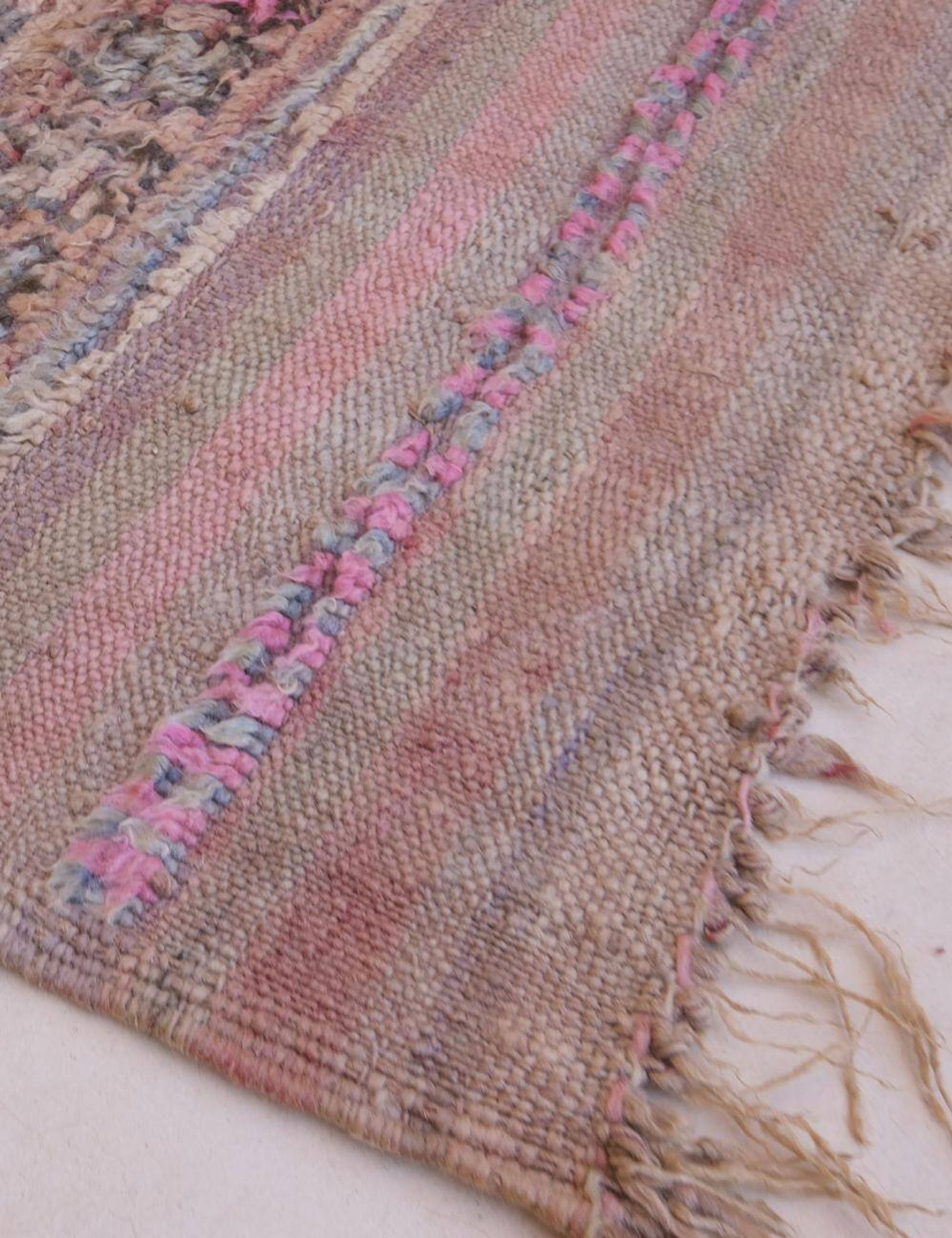Vintage Berber Rug - 334 x 166 cm