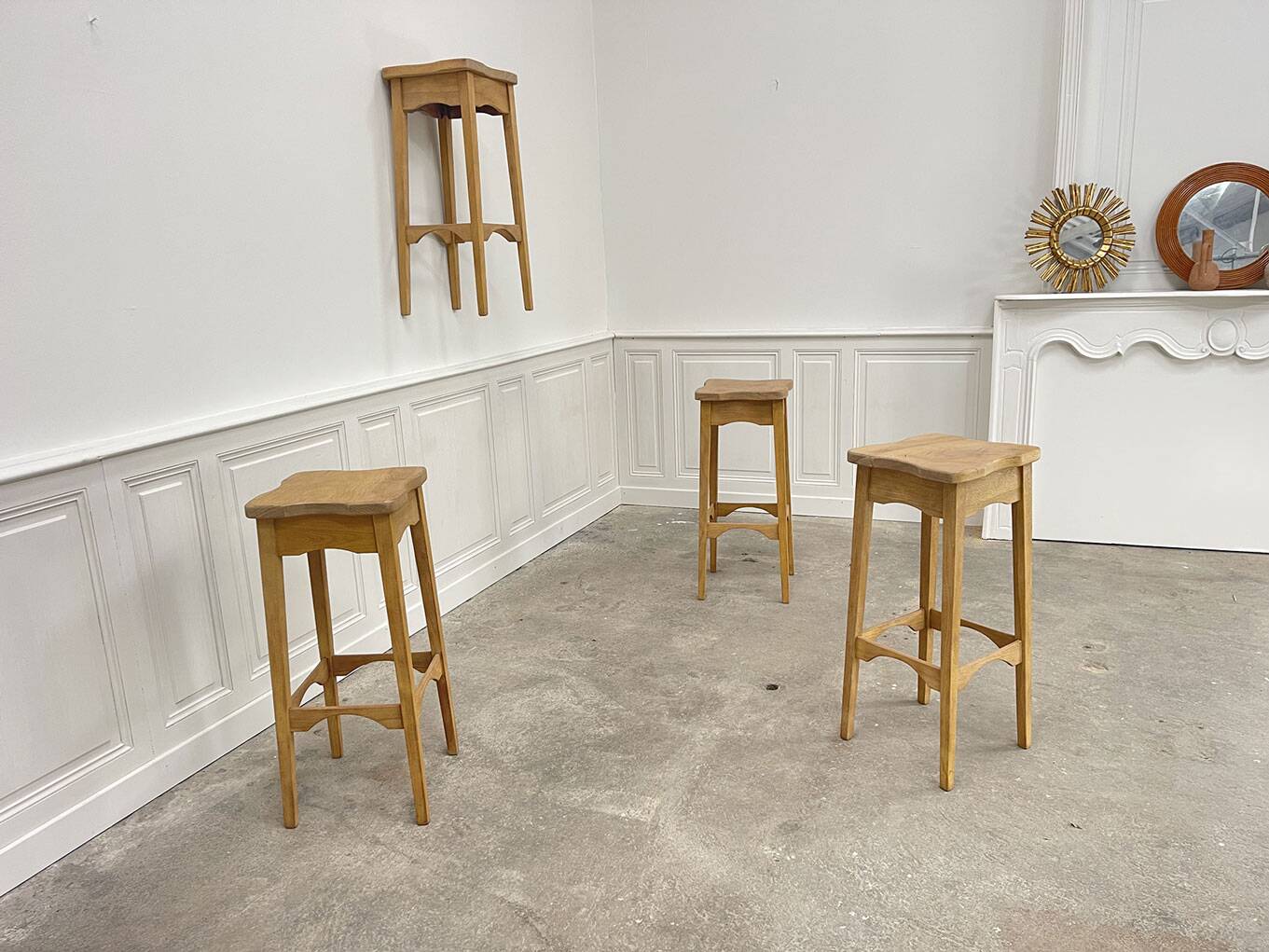 4 tabourets hauts 1960 en bois brut