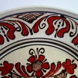 Grande assiette murale en céramique signée Korond, Hongrie