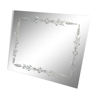 Miroir ancien biseauté avec décor floral incrusté à poser ou à accrocher