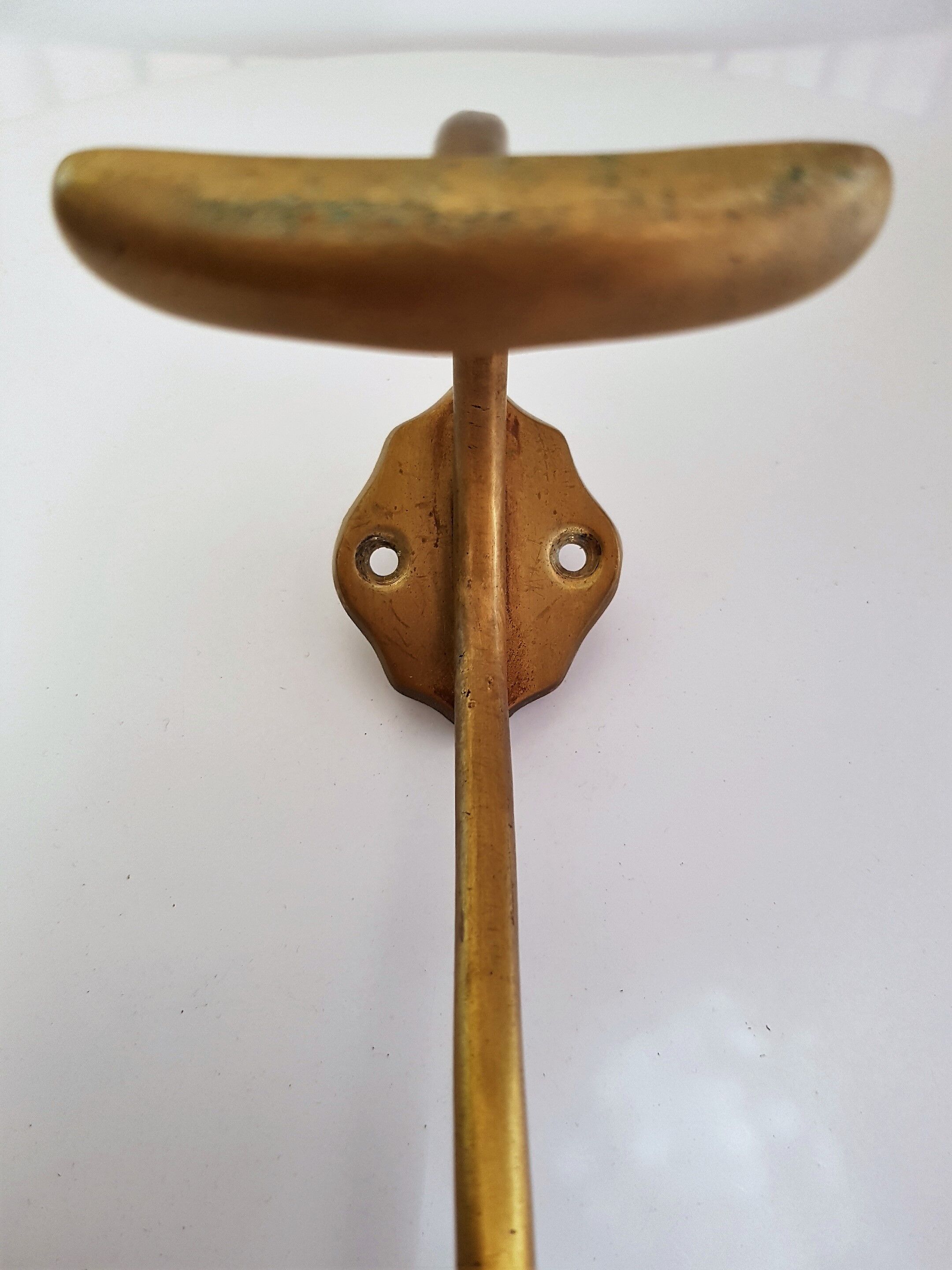 Lot of 4 hooks brass