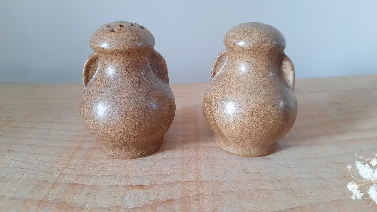 Stoneware pepper shaker