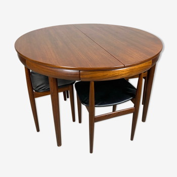 Table ronde et chaises d'Hans Olsen à Afromosia