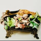 Cache pot, Napoleon III jardinière from the 19th century in barbotine and bronze.