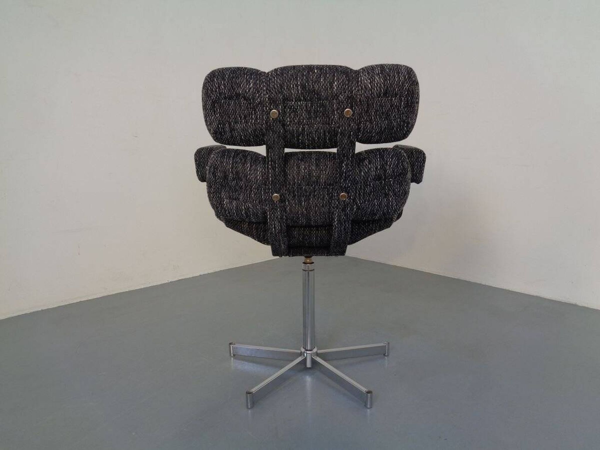 Italian Swivel Chair, 1960s