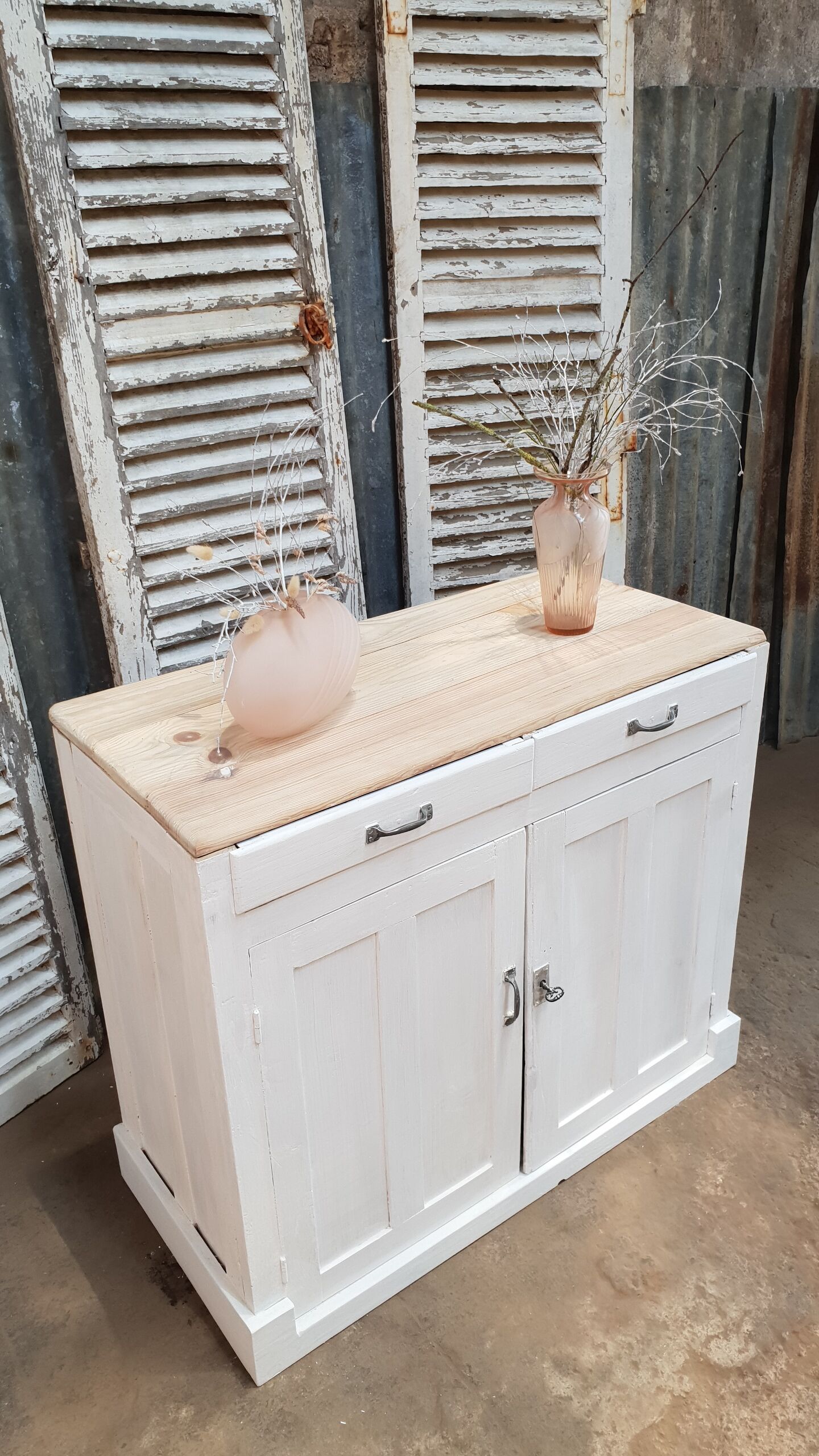 Buffet parisien vintage