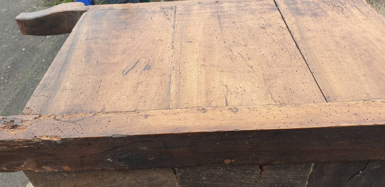 Provençal kneading buffet