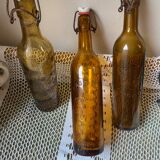Bouteilles anciennes ambrees