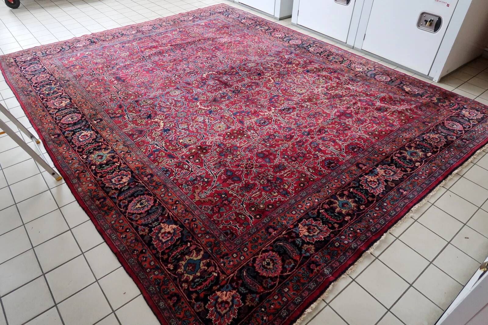 1920s Handmade Antique Wool Floral Rug, Red & Navy, 313 × 396 cm - 1C1303