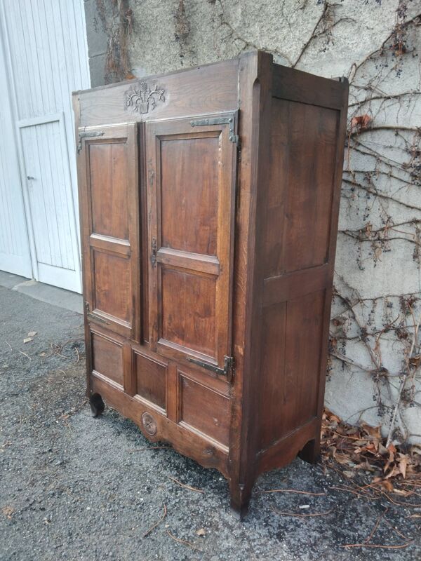 Armoire auvergnate 18eme siècle