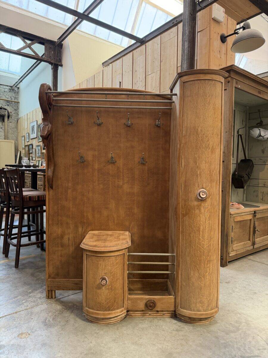 Art Deco entrance hall wardrobe