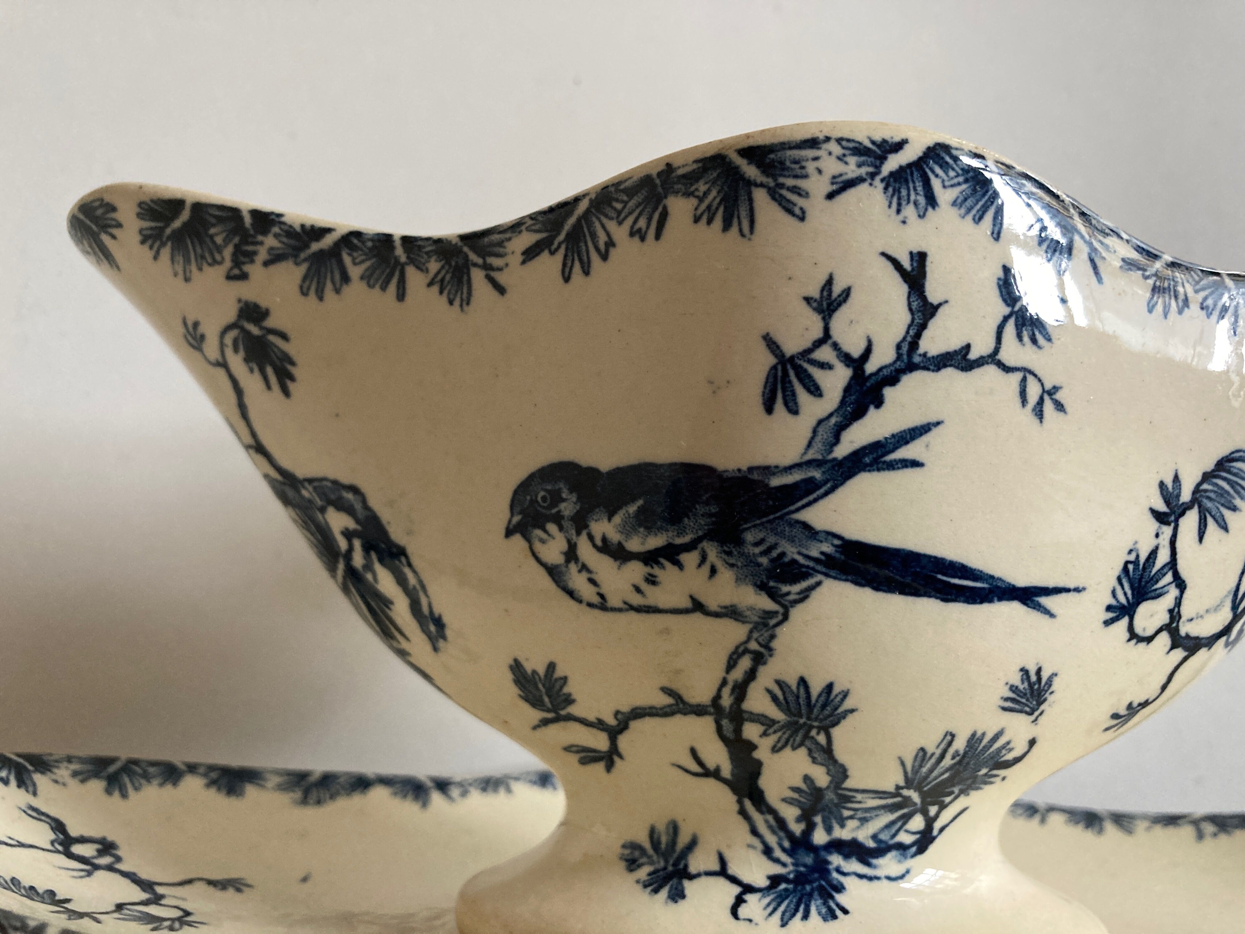 Gien bird décor 1900