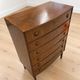 Commode haute en acajou danois vintage des années 1960.